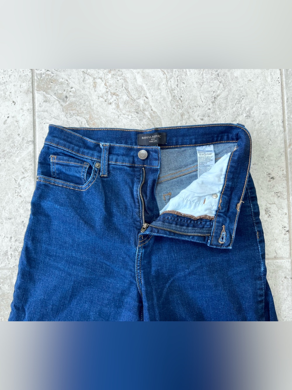 Banana Republic Wide-Leg High-Rise Full Length Raw Hem Stretch Blue Jeans, 27/4 - Picture 6 of 10